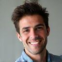 Retrato de Javier M., un cliente contento.